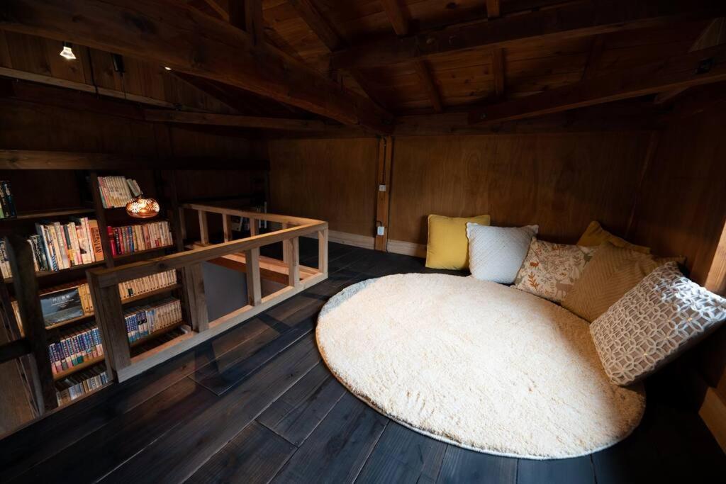 Villa 囲炉裏つき古民家を丸ごと貸し切り「月夜見山荘」（庭にbbqグリル完成！） à Hayakawa Extérieur photo